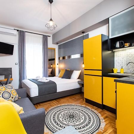 Downtown Luxury Boutique Suites : The Yellow Suite Thessaloníki Ngoại thất bức ảnh