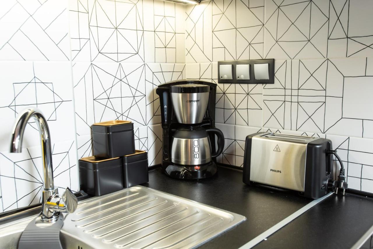 Downtown Luxury Boutique Suites : The Yellow Suite Thessaloníki Ngoại thất bức ảnh