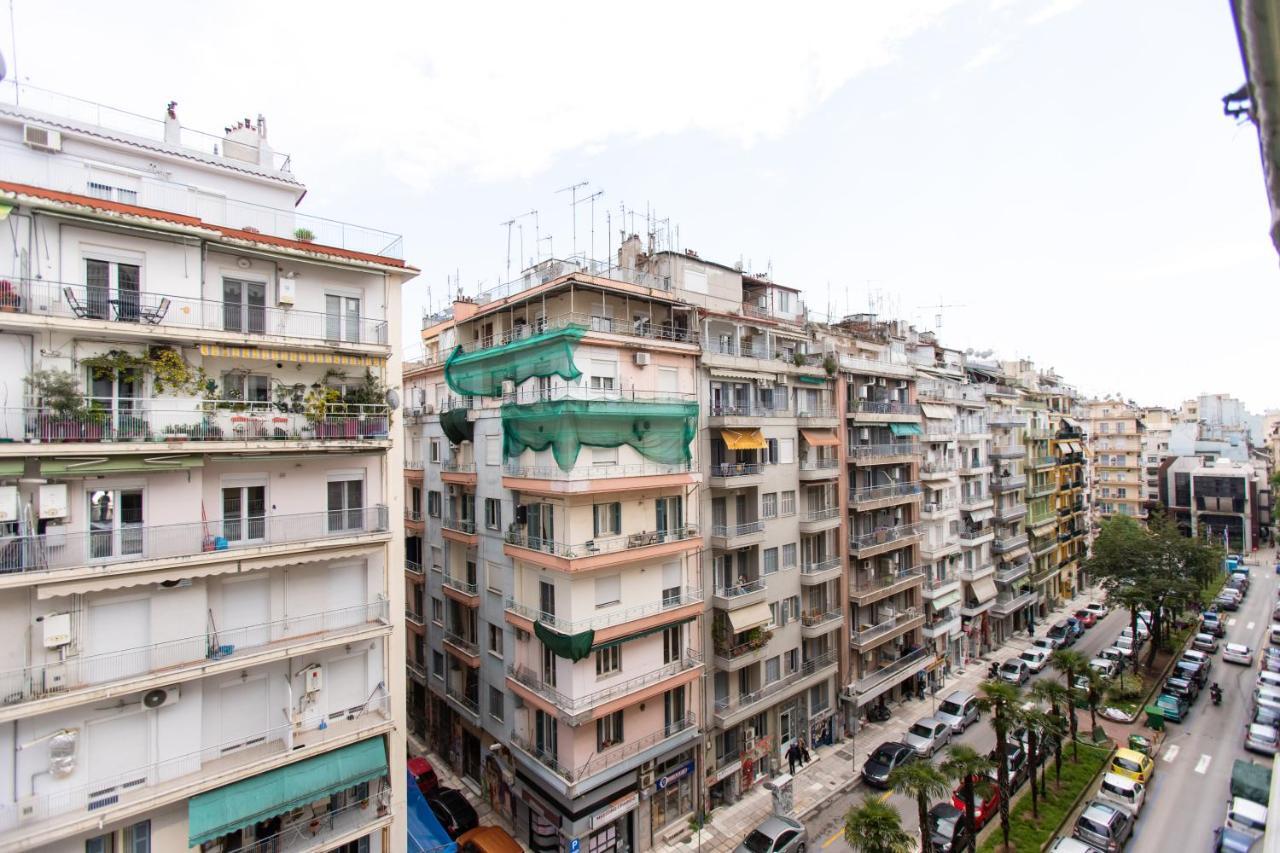 Downtown Luxury Boutique Suites : The Yellow Suite Thessaloníki Ngoại thất bức ảnh